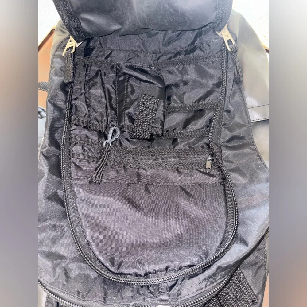 WAKE FOREST NIKE BACKPACK BOOKBAG LARGE VERY NICE CONDITION
